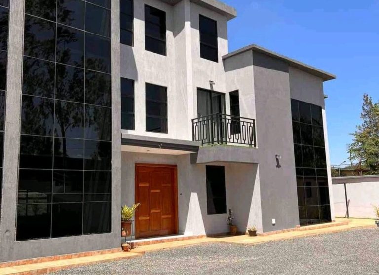 Exquisite 6 br house for sale in Karen